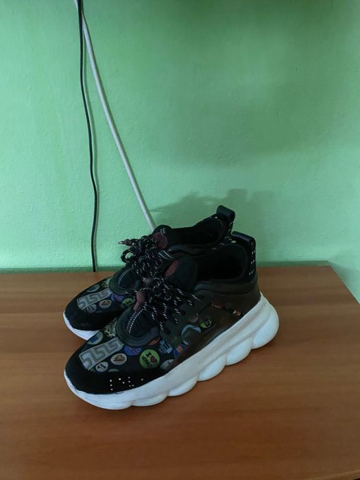 Versace Chain Reaction