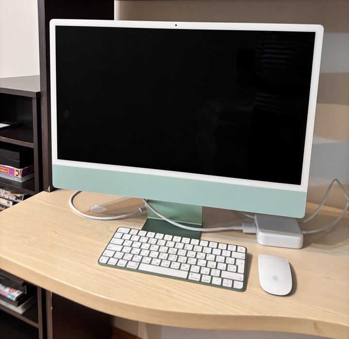 Apple iMac m3.