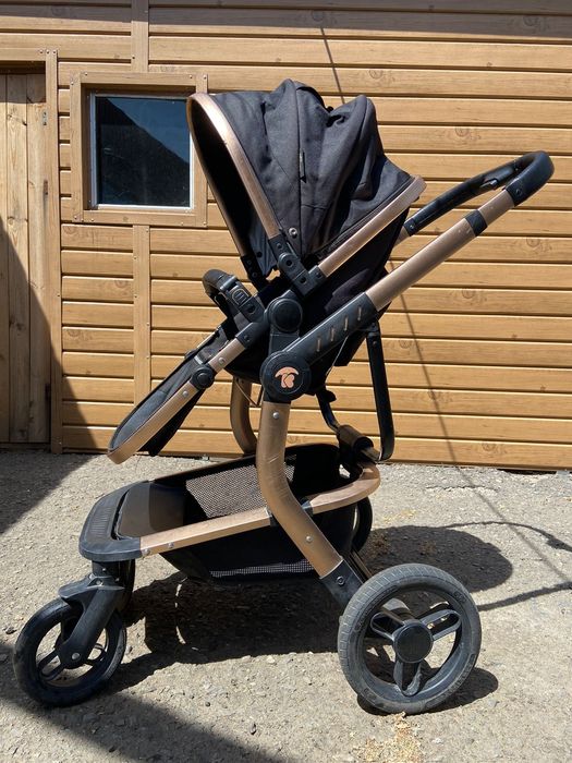 Продам детскую коляску 3 в 1 Teknun