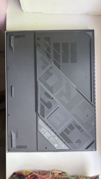 игровой ноутбук ASUS ROG Strix G814J — мощный