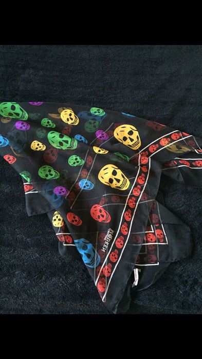 Оригинален шал Alexander McQueen