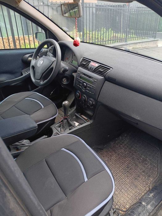 Продава се работна кола Fiat Stilo