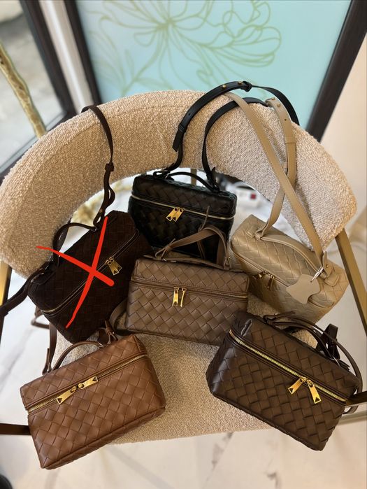 Дамски чанти M*|*u, C*H*A*N*E*L*, C*e*|*j*n*e, Y*9*L