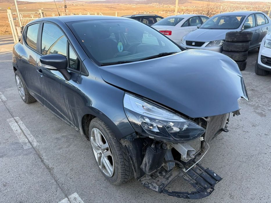Dezmembrez / Dezmembrari / Piese / Accesorii Renault clio 4 2019 0.9 tce 70.000 km volan stanga