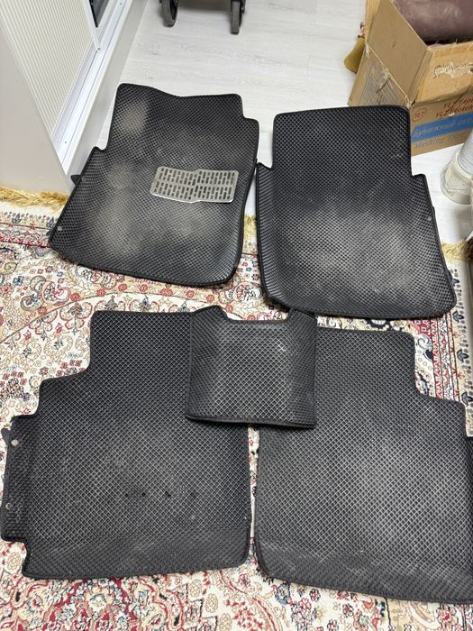 Продам эвополик на тойоту камри 30-35. Комплект. Цвет черный