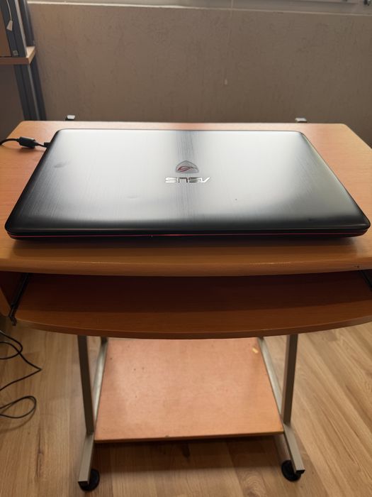 Геймърски ASUS ROG с 2TB