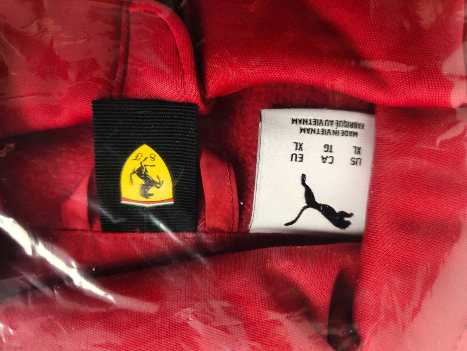 Оригинално софтшел яке Puma x Ferrari F1 Softshell Jacket / Яке Пума Ферари