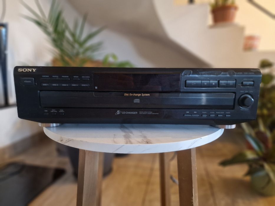 Sony CD Player 5 discuri