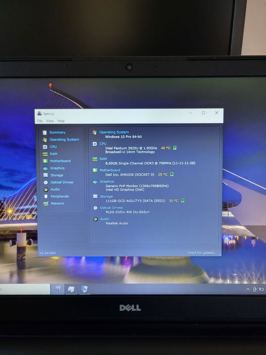 Laptop Dell Vostro 3558 , Intel Pentium 3825U , 8 GB  , ssd 120 GB  , 15.6 "