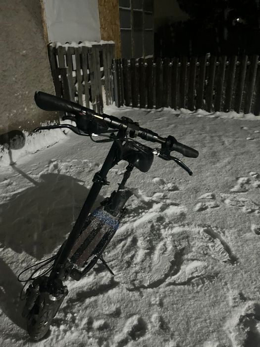 Продам электросамокат