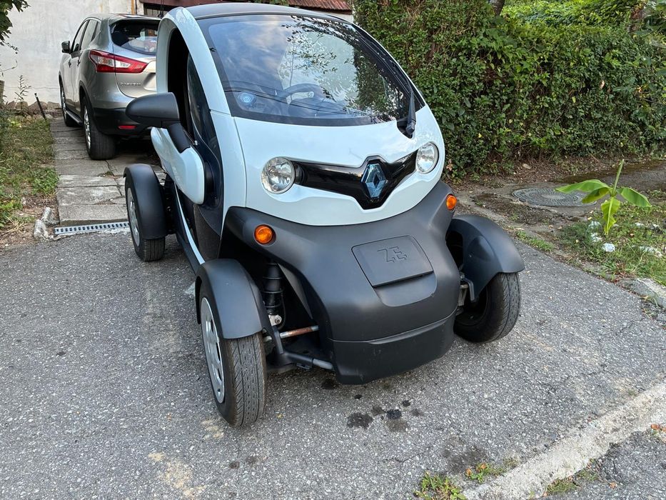 RENAULT 4