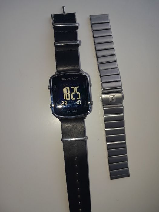 Часы электронные Naviforce