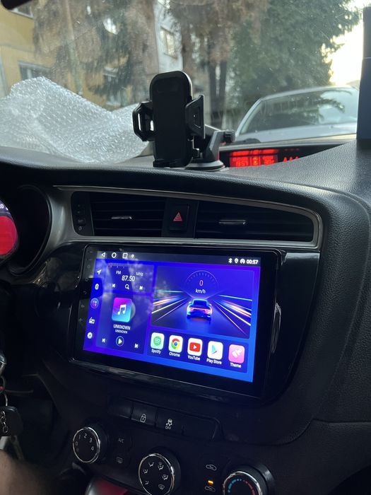 Монтаж на автомобилни Android мултимедийни системи