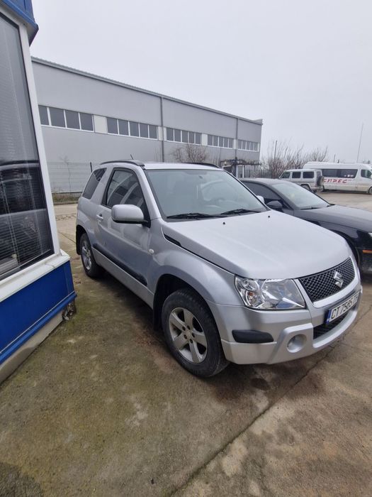 Лек автомобил Suzuki Vitara