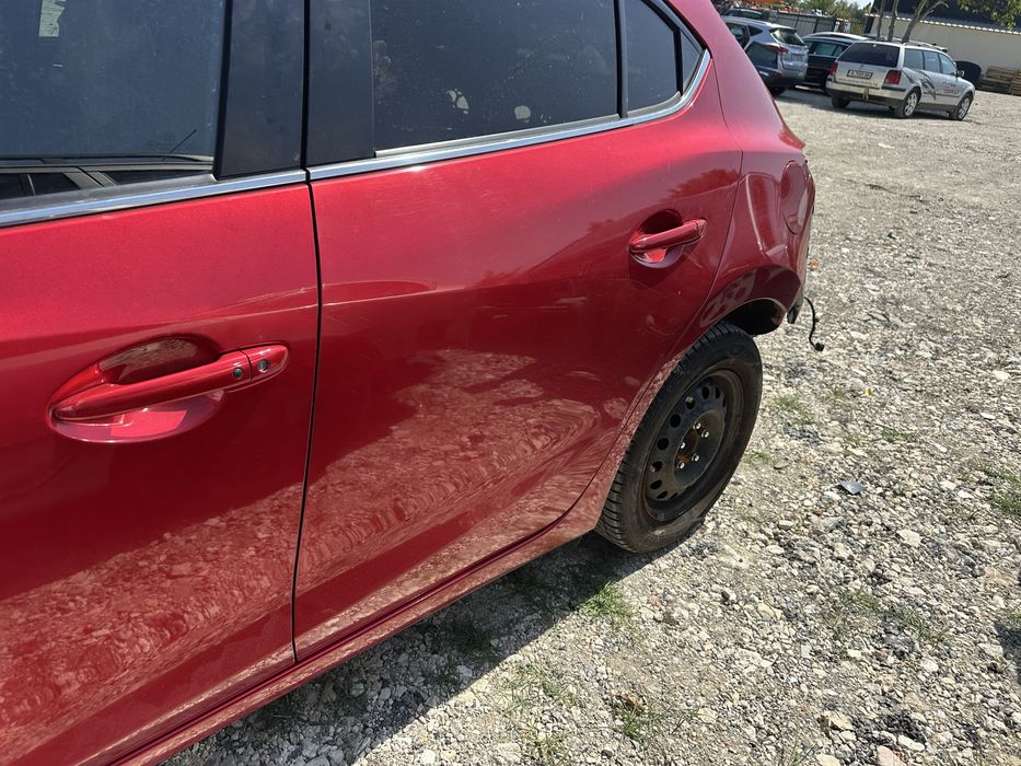 Врата лява,предна и задна за Мазда 3 след 2013г.! ТОП