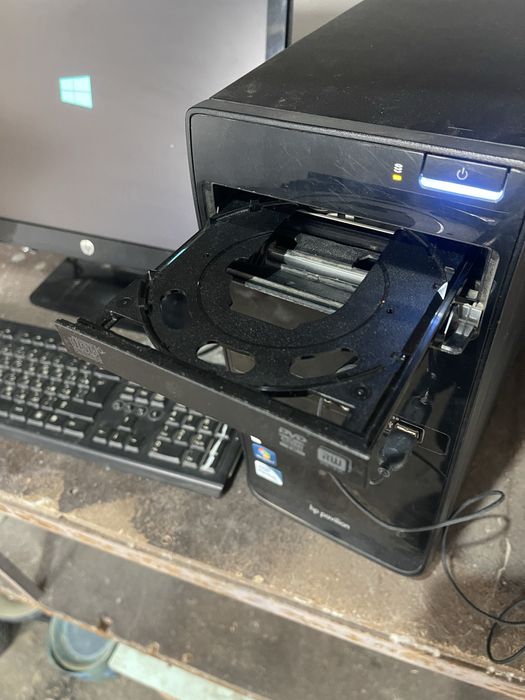 Продается компьютер рабочий в полном комплекте