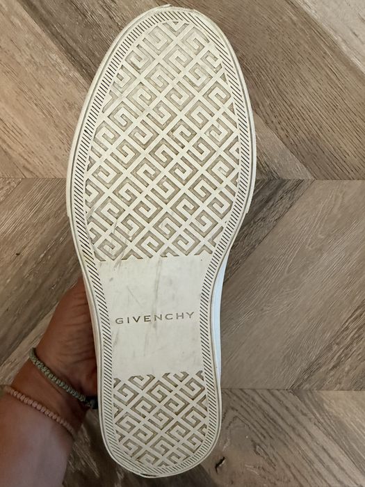 Givenchy City Sport Sneakers