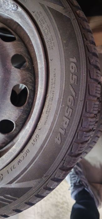 165/65R14 Зимни гуми 6мм + джанти 4x100