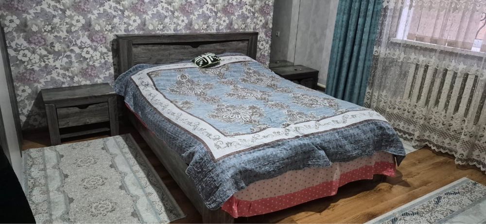 Спальный гарнитур