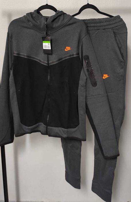 Мъжки екип Nike tech fleece нови модели 2025 trapstar