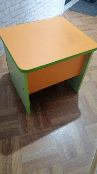 Детский столик. 5000тг