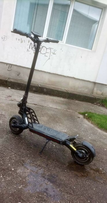 Scuter electric( trotineta) Todimart G2-Y 800W 10.4 Ah  48V