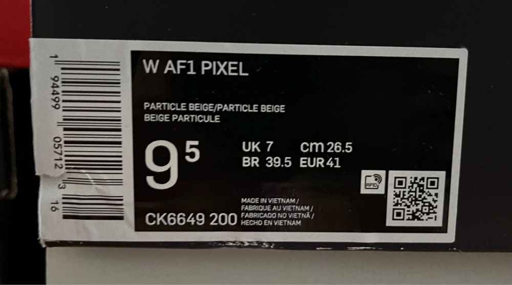 Дамски маратонки Nike Air Force 1 Pixel, размер 41