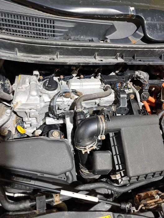 Toyota Prius 1.8 Hybrid на Части