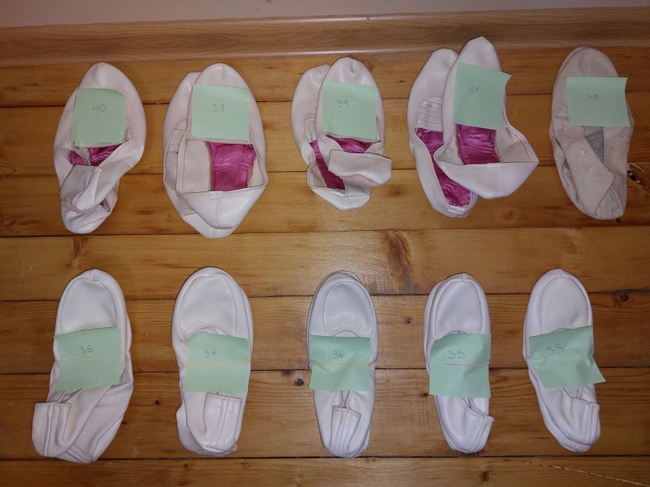 Цвички от естествена кожа