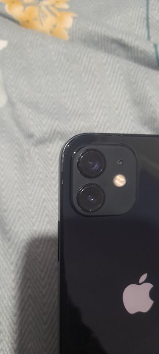 Iphone 12 карабка есть