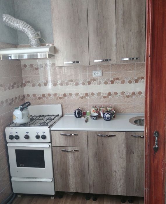 Козирабад 2в3 комнатная . Мирзо улугбек метро