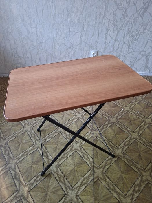 Продам складной столик