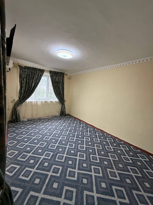Продам квартиру  азиз базар