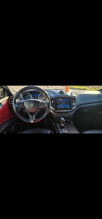 Maserati  Ghibli  3.0D 250 cv