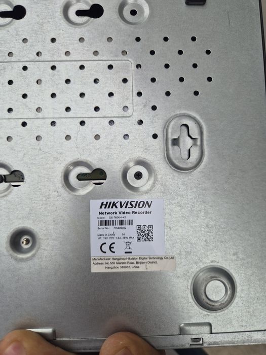 NVR HikVision 4 camere