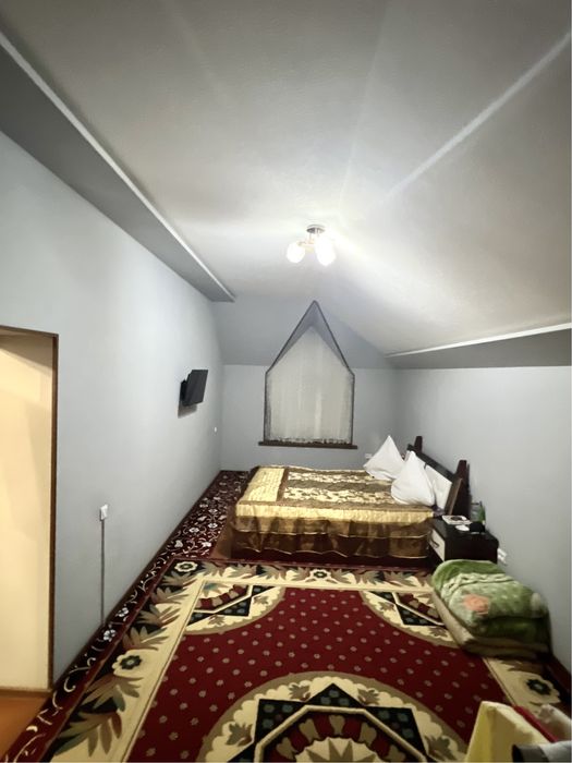 Uy sotiladi 2021-yil qurib bitilgan