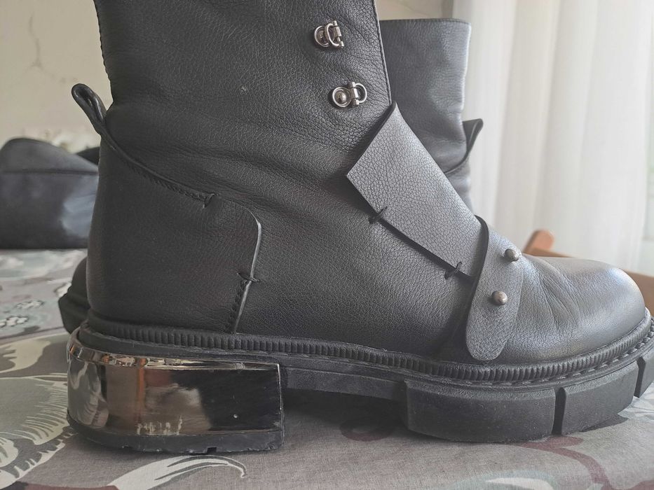 Обувки от естествена кожа