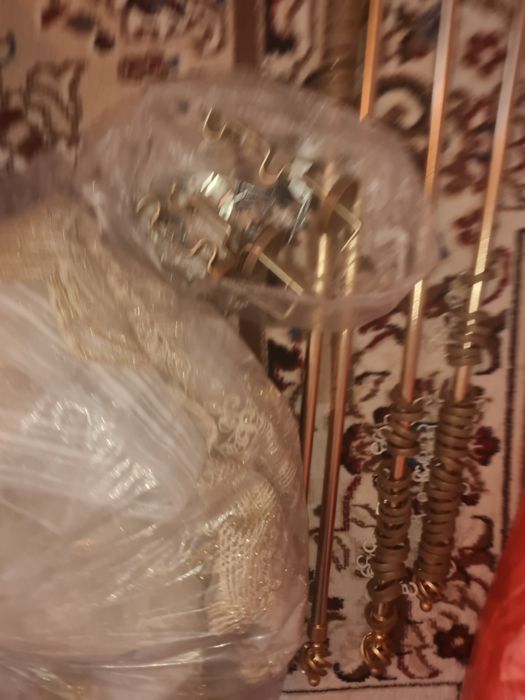 Карнизы и занавесть.