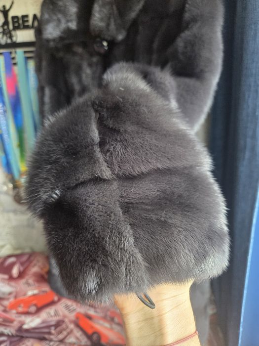 Продаю норковую шубу