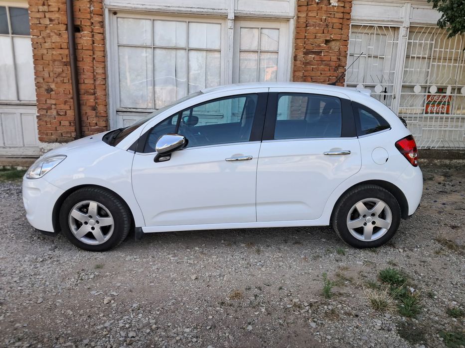 Автомобил Citroen C3