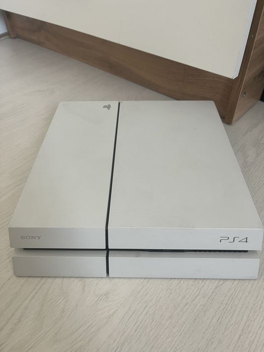 ps 4 fat 500gb white