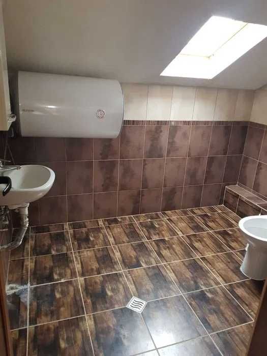 Дава се под наем Двустаен апартамент в Божурище - 65 кв.м за 375 € - Снимка #3