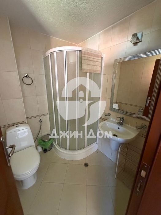 Тристаен апартамент с ГЛЕДКА ПЛАНИНА в к-с „Бей Вю Вилас“, с. Кошарица