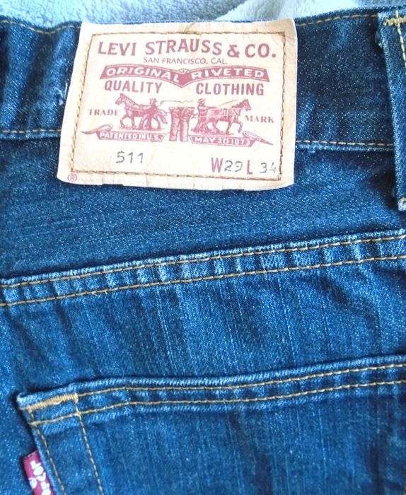 blugi levis 511 slim -  marimea 29x34 noi - 90 lei