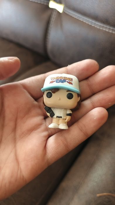 Kinder joy stranger things