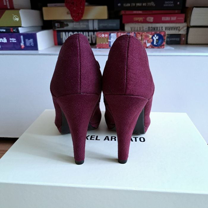 Botine, pantofi cu toc
