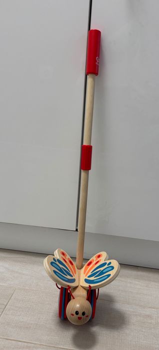 Дървена играчка за бутане