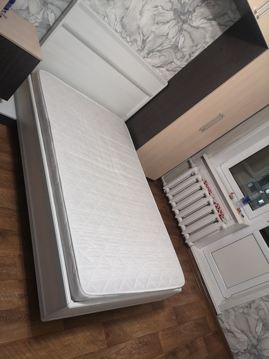 Продам кровать 120/200