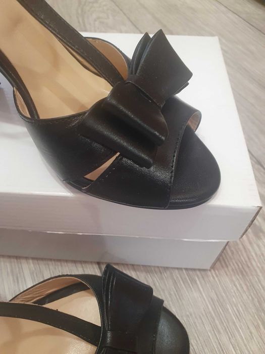 Sandale elegante