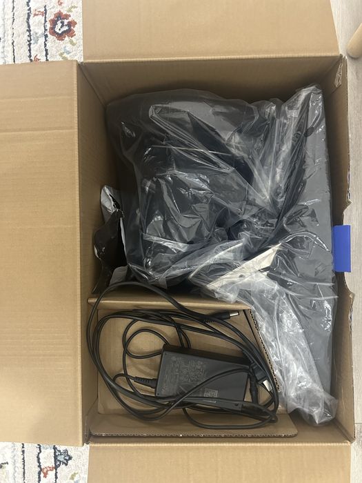 Продам игровой руль Logitech G29